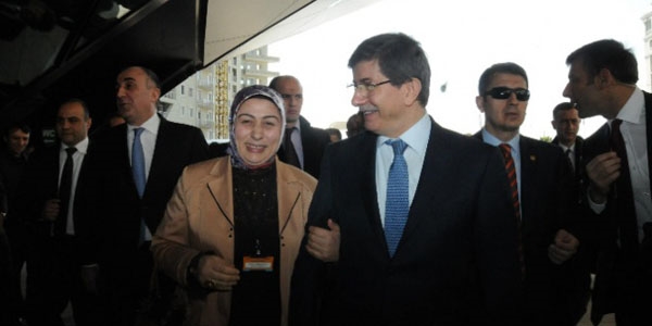 Diplomatların başaramadığını başardı