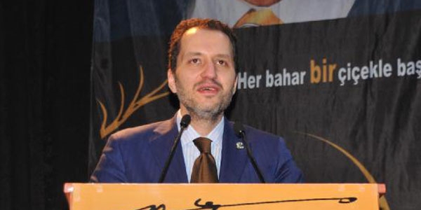 Erbakan: Hoca yok diye gulu gulu dansı yapmayın