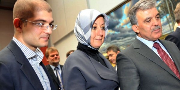 Abdullah Gül'ün geliniyle ilk fotoğrafı