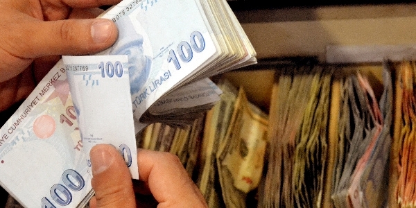 Valiyim diyerek milletvekili aday adayını dolandırdı