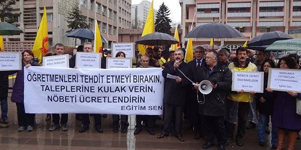 MEB önünde nöbet ücreti eylemi