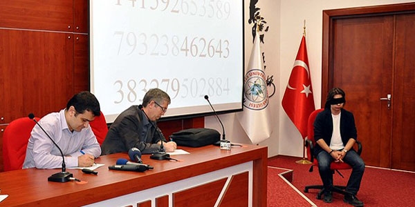 ERÜ'de 'Pi' rekoru kırıldı