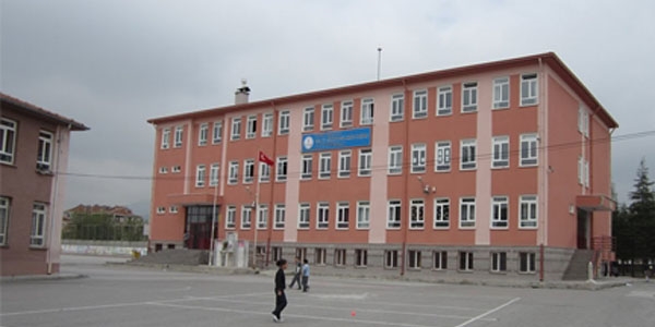 Öğretmenden öğrenciye dayak iddiası