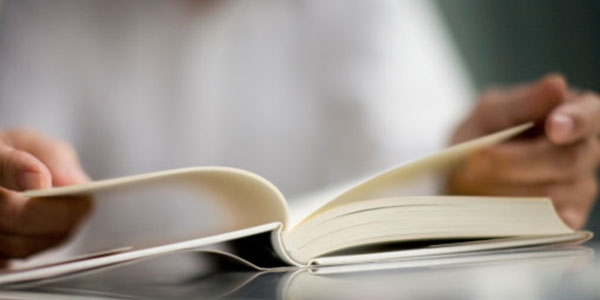 Yarım saat kitap okumak beyne iyi geliyor