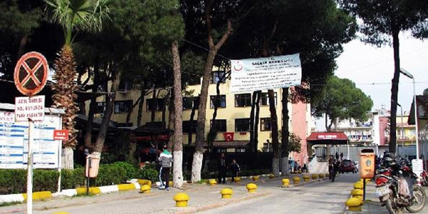 Karın ağrısı şikayetiyle gittiği hastanede öldü