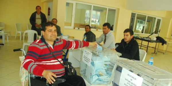 Engellilere 'seçim' kolaylığı