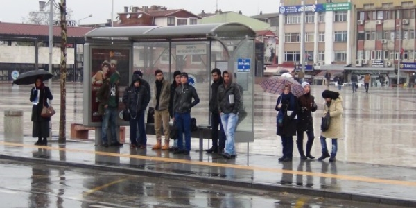 Hafta sonu soğuk ve yağışlı geçecek-Haritalı