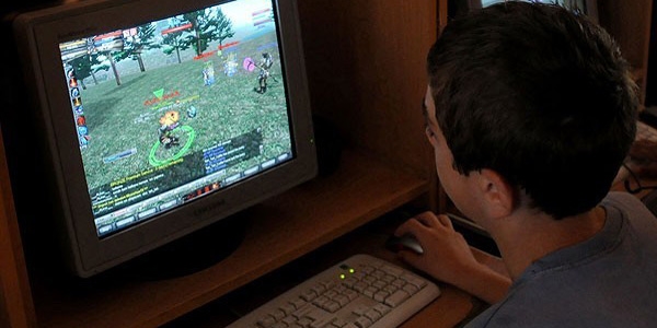 'İnternet bağımlılığıyla ilgili şikayetleri arttı'