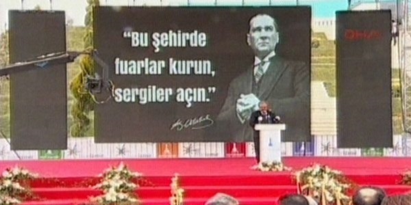Fuar İzmir'in açılış töreninde 'Vali gerginliği'