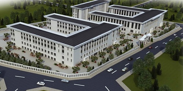 İmam Hatip Okulu'nun park alanına yapıldığı iddiası