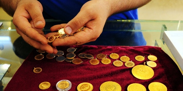 Altının kilogramı 100 bin 410 liraya yükseldi