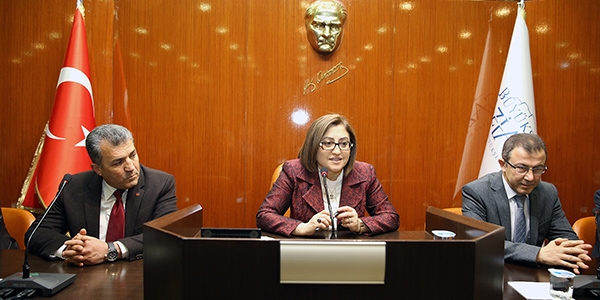 Gaziantep Belediyesi kadrolu iilere yzde 11 zam yapt