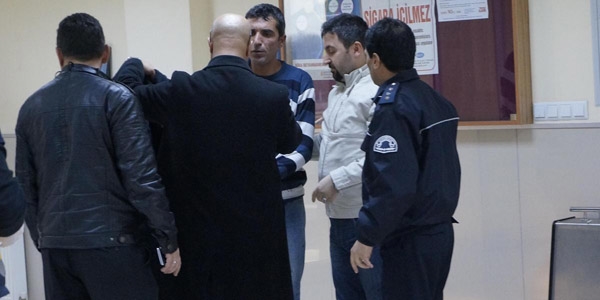 Edirne Adliyesinde bıçaklı eylem