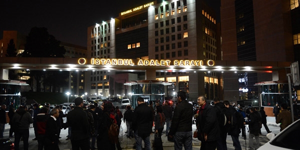 Çağlayana adliyesinde operasyon sonrası gerginlik