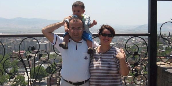 O gazeteciler, törene alınmadı