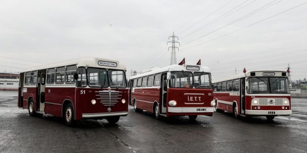 İETT'nin nostaljik otobüsleri seferde