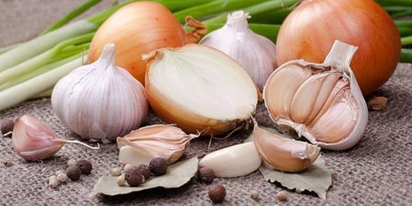 Dirençli bakteriye soğan-sarmısak çözümü