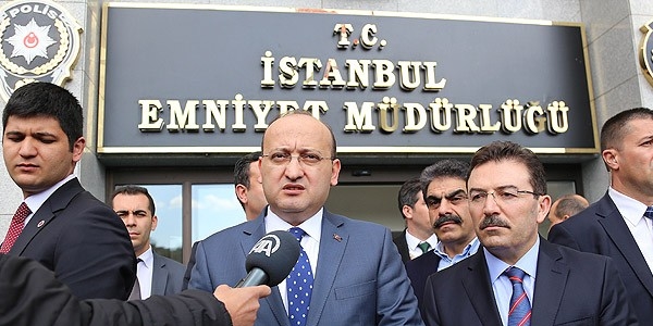 Akdoğan: Teröre karşı tek ses tek yürek olmalı
