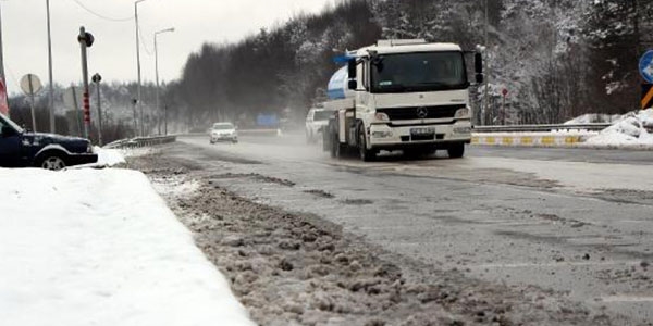 Bolu Dağı'nda kar yağışı