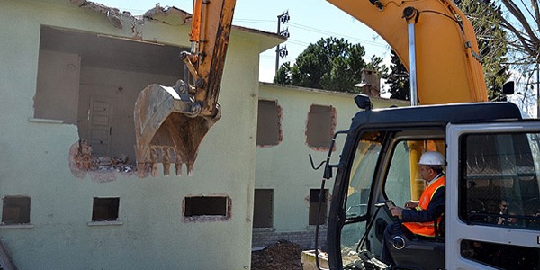 Cezaevini 'Bakan' yıktı