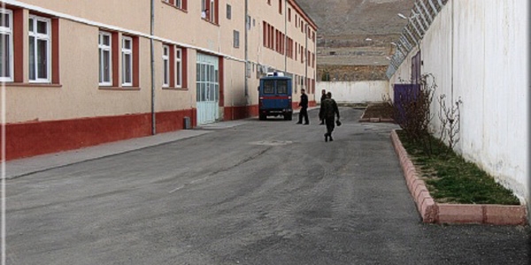 31 yıl hükme mahkum olan şahıs kendini astı