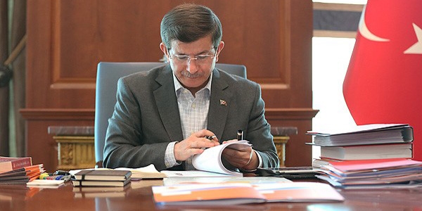 Başbakan Davutoğlu seçim çalışmalarını sürdürüyor