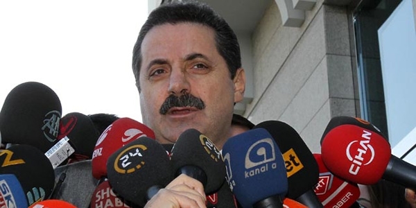 Bakan Çelik: Sorun çözme delisiyim