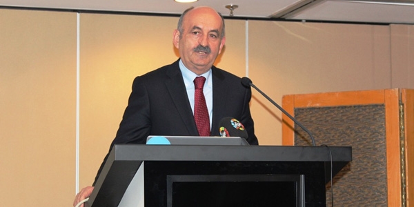 Müezzinoğlu: Millete kır tavuğu muamelesi yaptılar