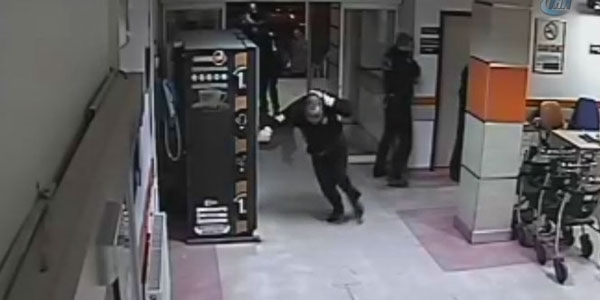 Güvenlik görevlisi hastanede silahlı saldırıya uğradı