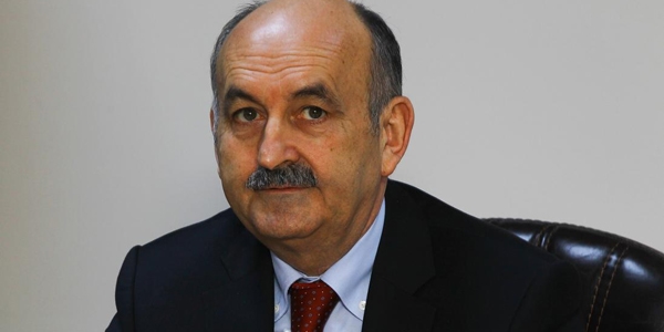 Müezzinoğlu: İlaç üretebilen ülke olmalıyız