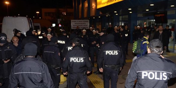 Emniyet Teşkilatı'nda 244 bin polis memuru var