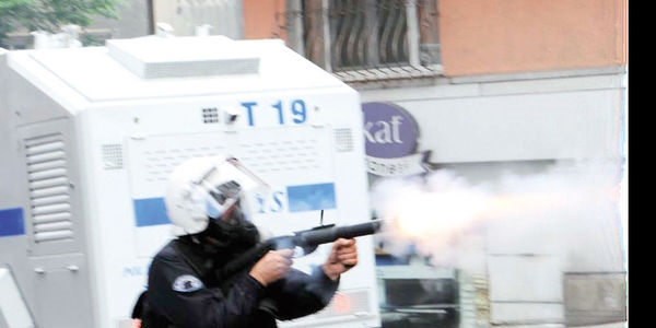 Polis 3 ve 6 parçaya ayrılan yeni tip gaz fişekleri kullanacak