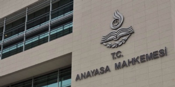 Disiplin cezaları tek tek kanunla düzenlenmeli