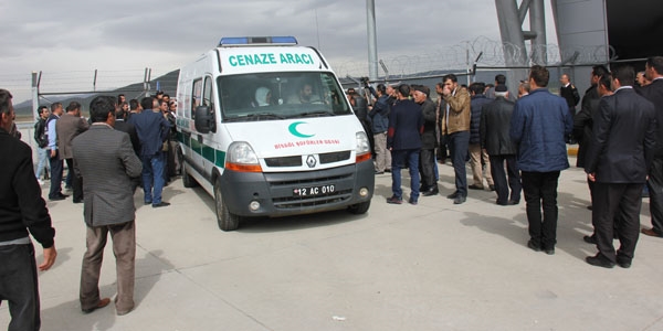 İntihar eden aday adayı defnedildi