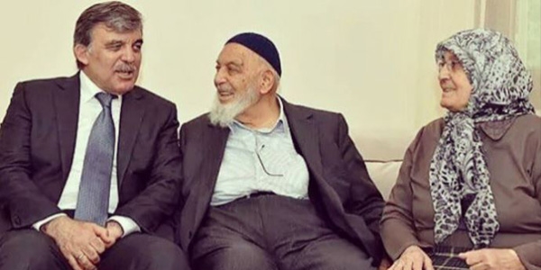 Abdullah Gül'ün annesi hastaneye kaldırıldı