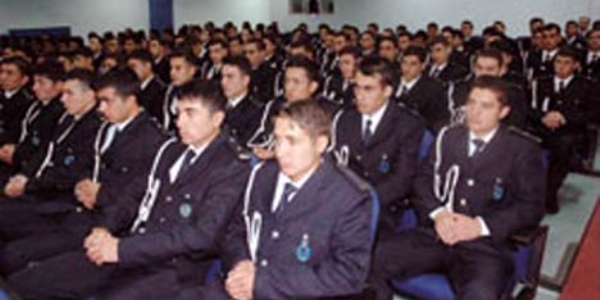 Polis Akademisi öğrencileri 25 üniversiteye dağıtılacak