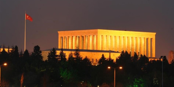 Anıtkabir bir ilke sahne olacak
