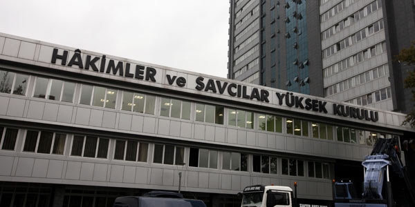 HSYK, 100'den fazla hakim ve savcıyı inceleyecek