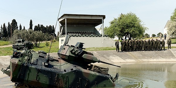 Piyadenin yuvası kapılarını açtı