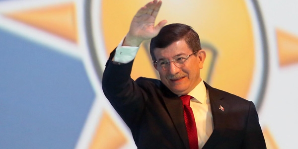 Davutoğlu: Başkanlık sistemi yetki karmaşasını giderecek