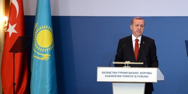 Erdoğan: AP'nin 'soykırım' kararı yok hükmünde