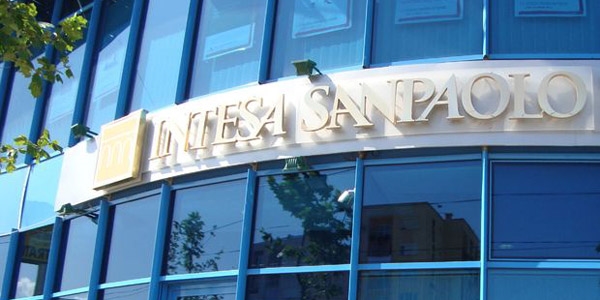 İtalyan bankası Türkiye'deki ilk şubesini açtı