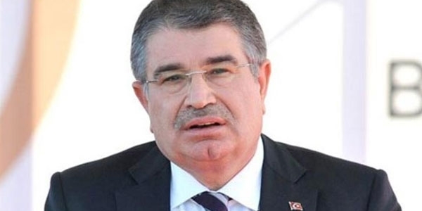 İdris Naim Şahin kendi kurduğu partiden istifa etti
