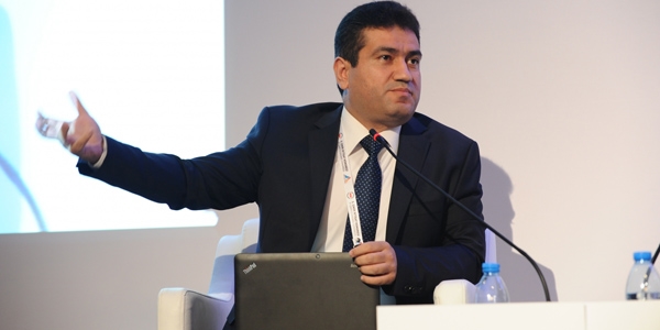 TÜBİTAK eski başkanı için yurtdışına çıkış yasağı