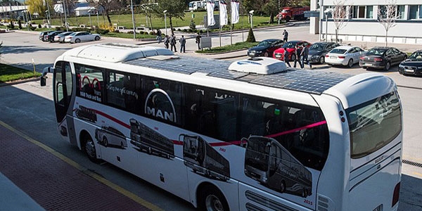 Türkiye'nin ilk 'güneş otobüsü' yollara çıktı
