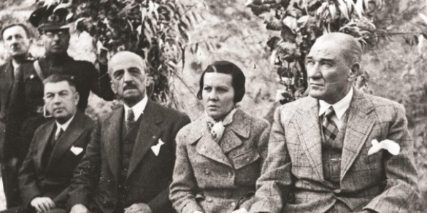 Yenişafak, Atatürk ile Seyit Rıza görüşmesinin belgelerini yayımladı
