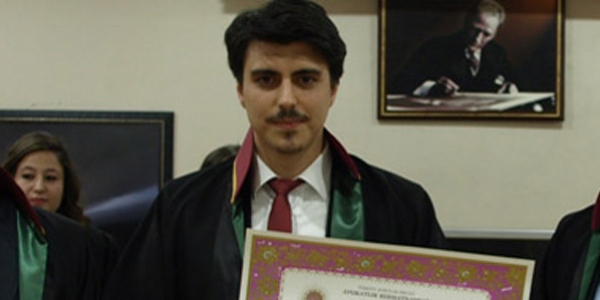 Cumhurbaşkanına hakaret eden avukat tutuklandı