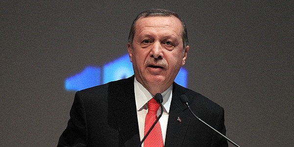 Bize makarnacı diyenler şimdi boş keseden dağıtıyor