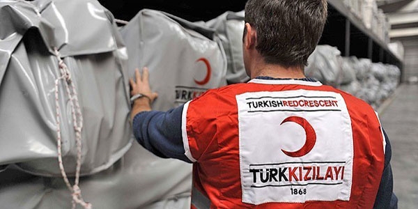 Türk Kızılayı'ndan Nepal'e deprem yardımı