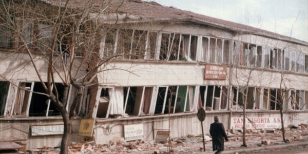 Dünyada en çok ölüme yol açan depremler